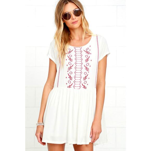 Lulu’s Crush-Worthy Ivory Embroidered Babydoll Dress with red - Small - Picture 1 of 11